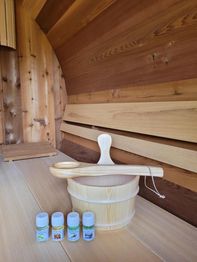 Bohemian Wellness Met Hottub & Sauna Ewijk Exterior photo
