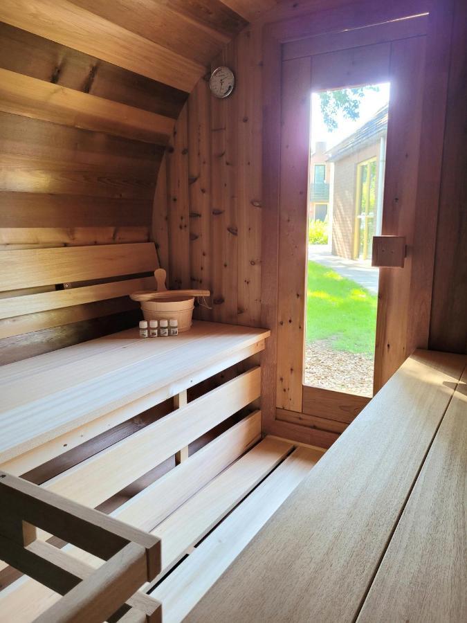Bohemian Wellness Met Hottub & Sauna Ewijk Exterior photo